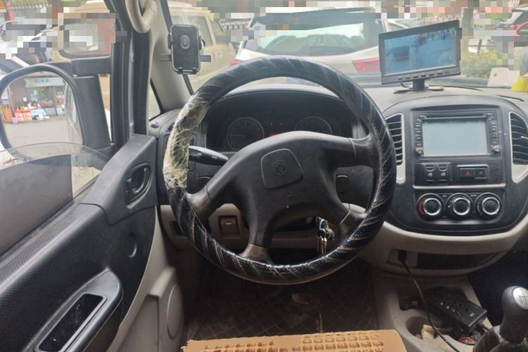 Used FORTHING Lingzhi 2015 V3 1.5L 7-seat Standard Model Steering Wheel