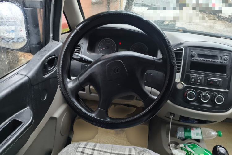 Used FORTHING Lingzhi 2015 V3 1.5L 5-Seater Special Offer Model Steering Wheel