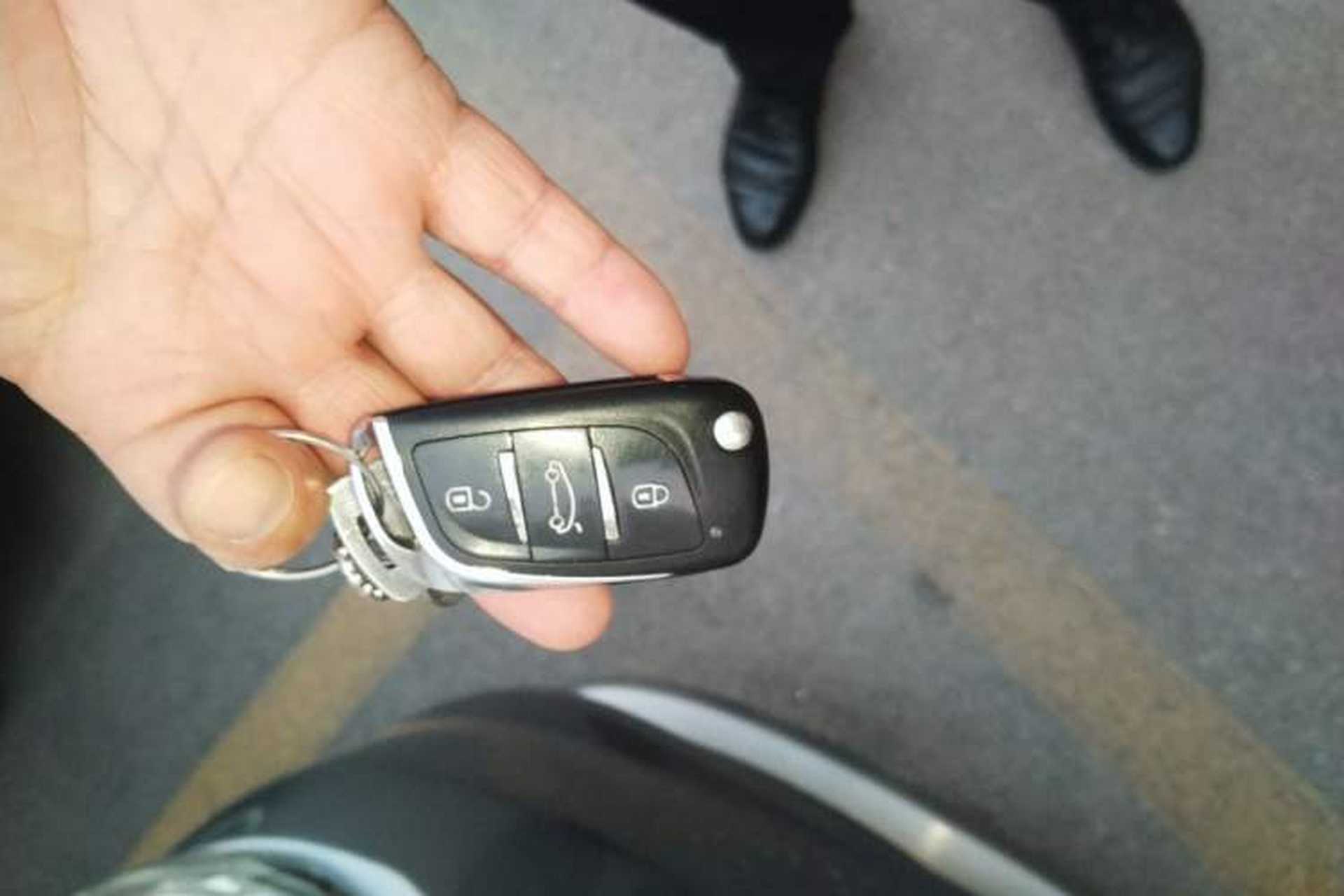 Used FORTHING Lingzhi 2015 M3 1.6L 7-Seater Comfort Model Vehicle Key