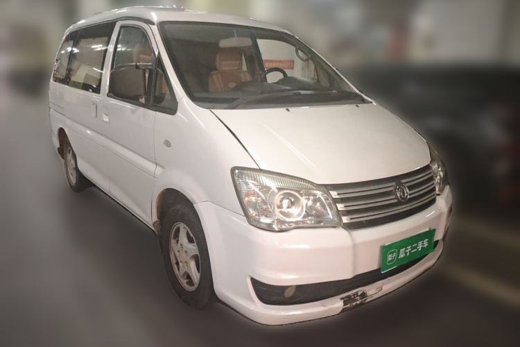 Used FORTHING Lingzhi 2015 M3 1.6L 7-Seater Comfort Model Front Right 45 Deg