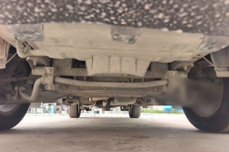 Used FORTHING Lingzhi 2015 M3 1.6L 7-Seater Comfort Model Chassis Front