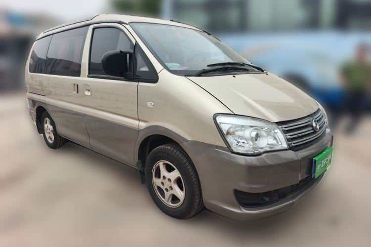 Used FORTHING Lingzhi 2015 M3 1.6L 7-Seater Comfort Model Front Right 45 Deg