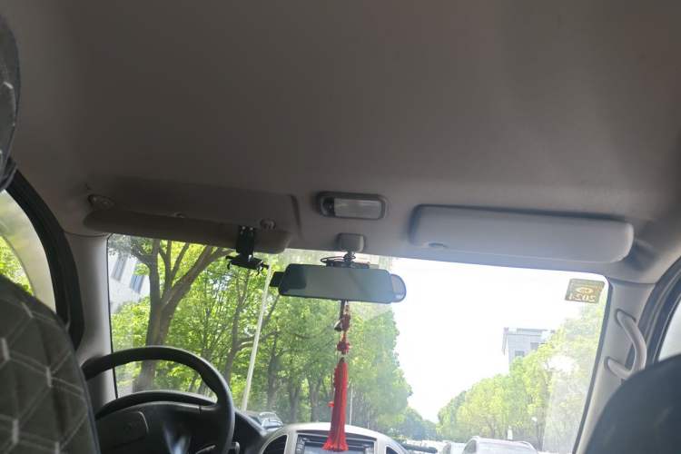 Used FORTHING Lingzhi 2015 M3 1.6L 7-Seater Standard Model Headliner