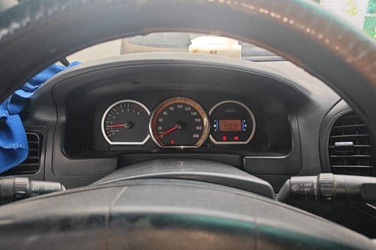 Used FORTHING Lingzhi 2015 M5 Q7 2.0L 7-seat Long-Wheelbase Comfort Model Instrument Cluster