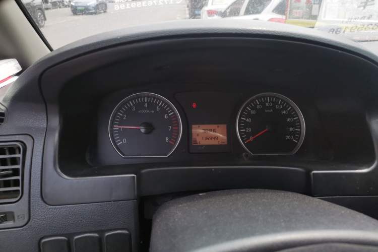 Used FORTHING Lingzhi 2015 M3 1.6L 7-Seater Standard Model Instrument Cluster