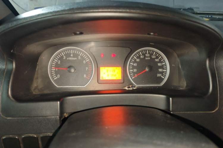 Used FORTHING Lingzhi 2015 V3 1.5L 7-seat Standard Model Instrument Cluster