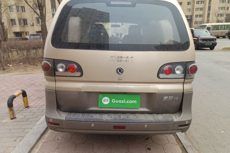 Used FORTHING Lingzhi 2015 V3 1.5L 7-Seater Luxury Model Rear