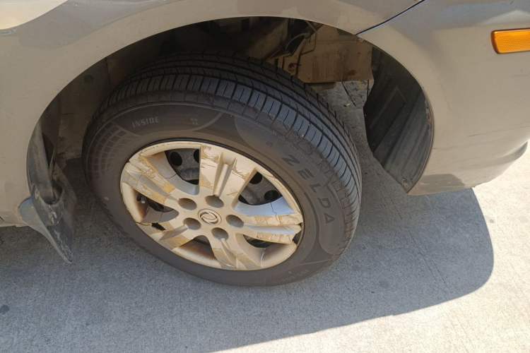 Used FORTHING Lingzhi 2015 V3 1.5L 7-Seater Luxury Model Right Front Wheel Hub