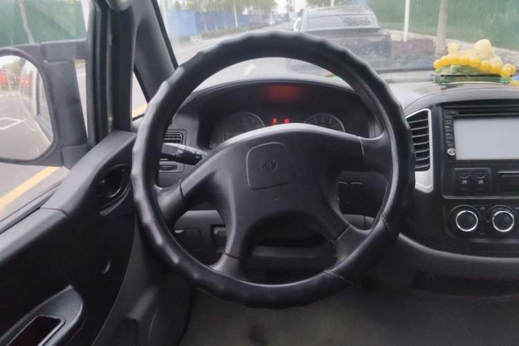 Used FORTHING Lingzhi 2015 V3 1.5L 5-Seater Special Offer Model Steering Wheel