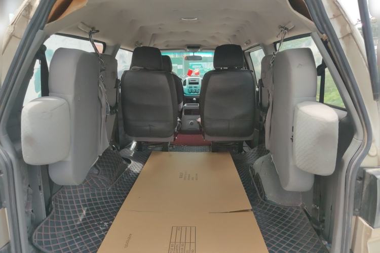 Used FORTHING Lingzhi 2015 M5 Q7 2.0L 7-seat Long-Wheelbase Comfort Model Trunk