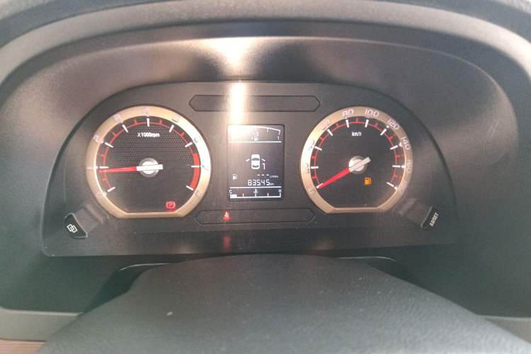 Used FORTHING Lingzhi 2016 M3 1.6L 7-Seater Luxury Model China IV Standard Instrument Cluster