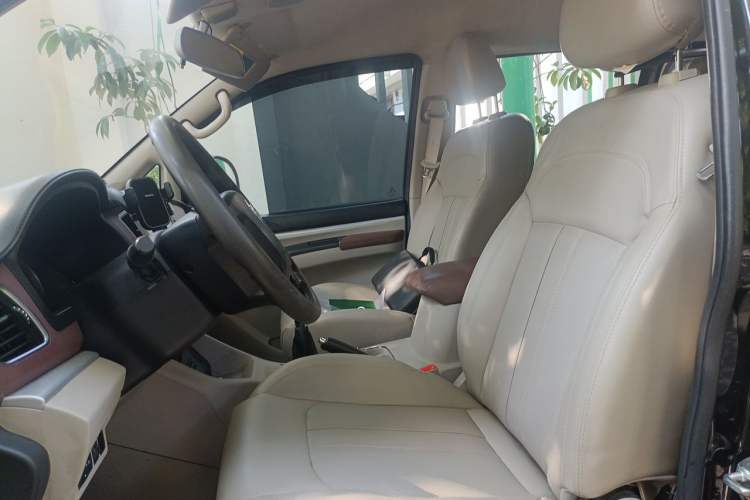 Used FORTHING Lingzhi 2016 M3 1.6L 7-Seater Comfort Model China IV Standard Left Front Seat