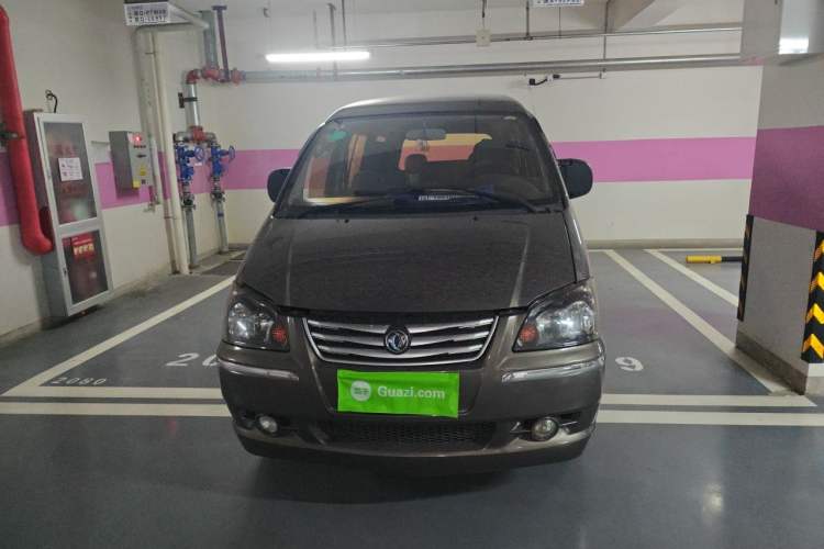 Used FORTHING Lingzhi 2016 M3 1.6L 7-Seater Standard Model China V Emission Standard Front