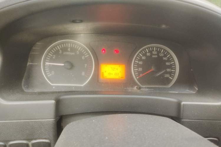 Used FORTHING Lingzhi 2016 V3 1.5L 7-Seater Standard Model China V Emission Standard Instrument Cluster