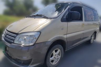Used FORTHING Lingzhi 2016 M3 1.6L 7-Seater Luxury Model China V Standard