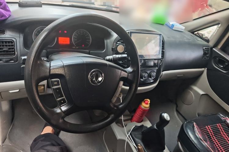 Used FORTHING Lingzhi 2016 M3 1.6L 7-Seater Luxury Model China V Standard Center Console