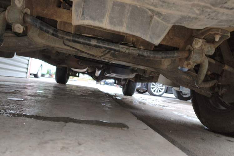 Used FORTHING Lingzhi 2016 M3L 1.6L 7-Seater Comfort Model Chassis Front