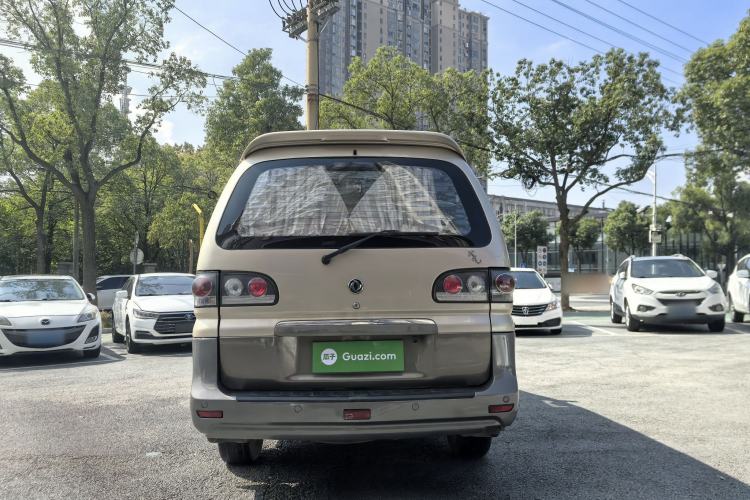 Used FORTHING Lingzhi 2016 M3 1.6L 7-Seater Luxury Model China IV Standard Exterior 7