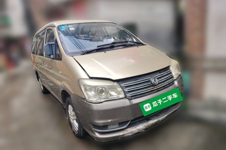 Used FORTHING Lingzhi 2016 M5 2.0L 7-seat Long-wheelbase Standard Model Front Right 45 Deg