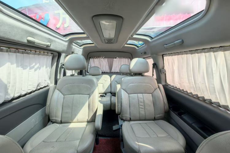 Used FORTHING Lingzhi 2016 M3 1.6L 7-Seater Luxury Model China IV Standard Headliner