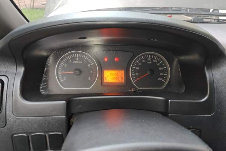 Used FORTHING Lingzhi 2016 V3 1.5L 7-Seater Standard Model China V Emission Standard Instrument Cluster