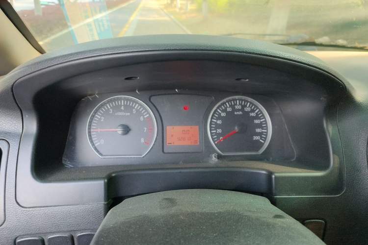 Used FORTHING Lingzhi 2016 M3L 1.6L 7-Seater Comfort Model Instrument Cluster