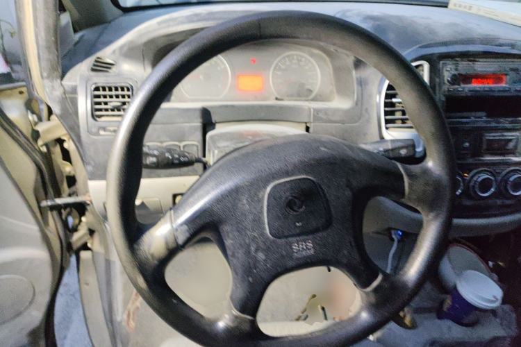 Used FORTHING Lingzhi 2016 M3L 1.6L 7-Seater Comfort Model Steering Wheel
