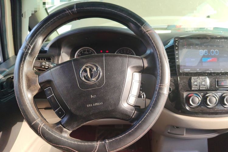 Used FORTHING Lingzhi 2016 M3 1.6L 7-Seater Luxury Model China IV Standard Steering Wheel