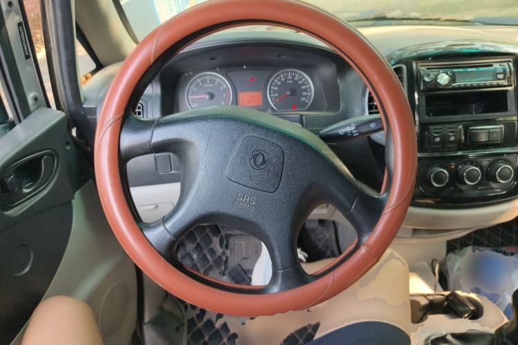 Used FORTHING Lingzhi 2016 M3L 1.6L 7-Seater Comfort Model Steering Wheel