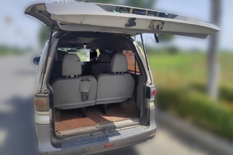 Used FORTHING Lingzhi 2016 M3 1.6L 7-Seater Luxury Model China V Standard Trunk