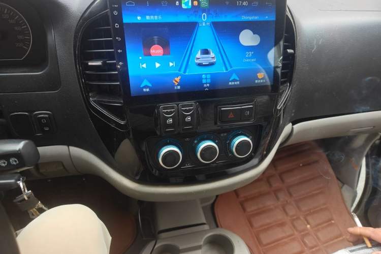 Used FORTHING Lingzhi 2016 M3L 1.6L 7-Seater Luxury Model Audio And AC Panel