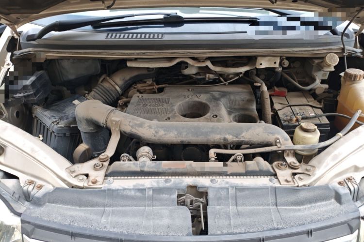 Used FORTHING Lingzhi 2016 M5 2.0L 7-seat Long-wheelbase Standard Model Engine Bay