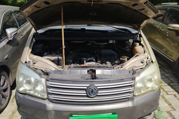 Used FORTHING Lingzhi 2016 M3 1.6L 7-Seater Standard Model China V Emission Standard Engine Bay