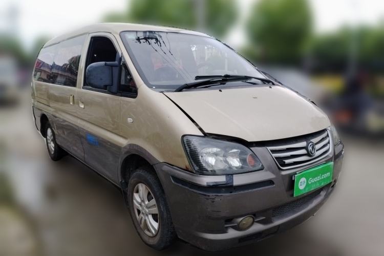 Used FORTHING Lingzhi 2016 M3L 1.6L 7-Seater Comfort Model Front Right 45 Deg
