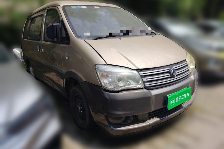 Used FORTHING Lingzhi 2016 M3 1.6L 7-Seater Standard Model China V Emission Standard Front Right 45 Deg