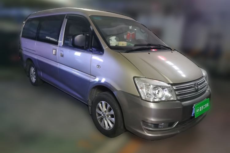 Used FORTHING Lingzhi 2016 M3 1.6L 7-Seater Comfort Model China IV Standard Front Right 45 Deg