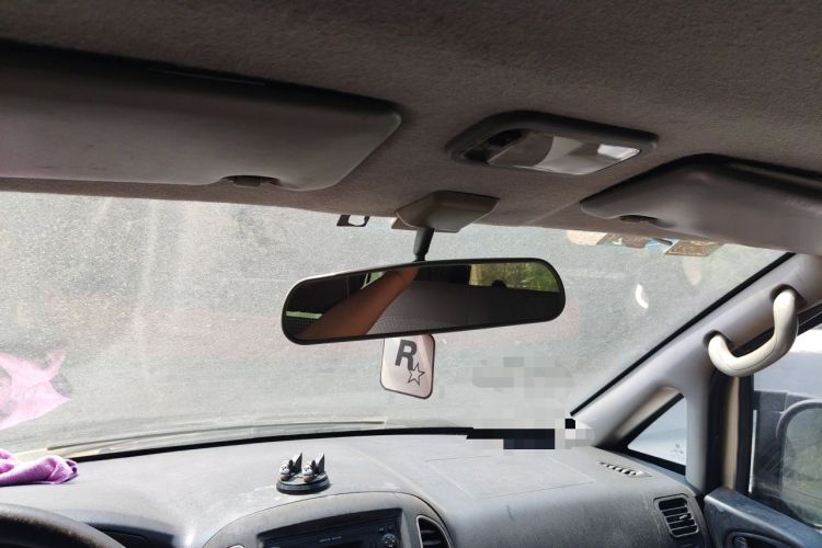 Used FORTHING Lingzhi 2016 M3 1.6L 7-Seater Standard Model China V Emission Standard Headliner
