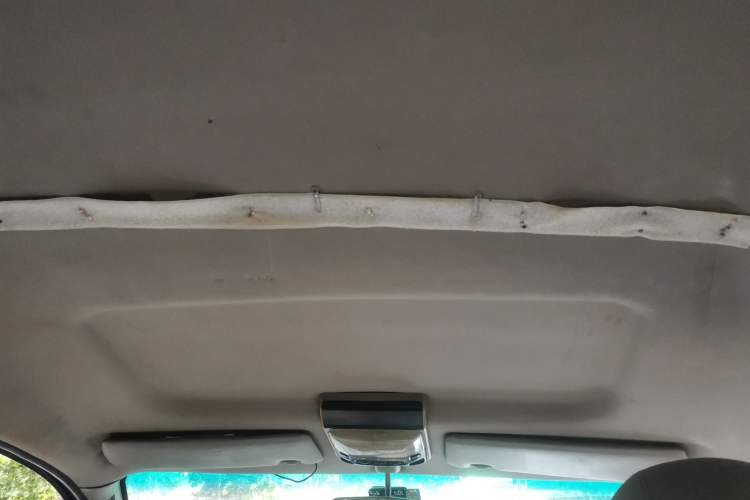Used FORTHING Lingzhi 2016 M5 2.0L 7-seat Long-wheelbase Comfort Version Headliner