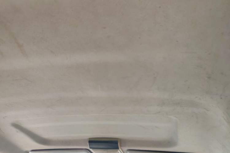 Used FORTHING Lingzhi 2016 M3L 1.6L 7-Seater Comfort Model Headliner