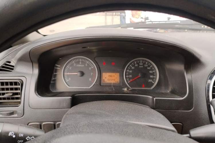 Used FORTHING Lingzhi 2016 M3L 1.6L 7-Seater Comfort Model Instrument Cluster