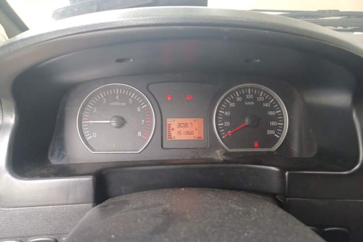 Used FORTHING Lingzhi 2016 M3L 1.6L 7-Seater Comfort Model Instrument Cluster