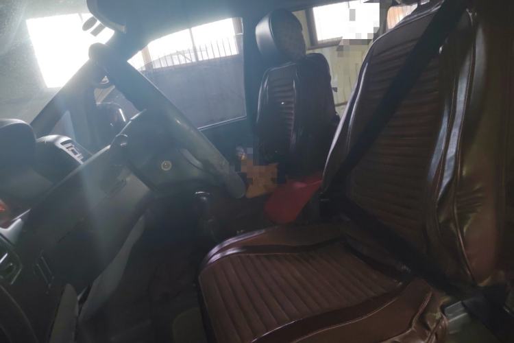 Used FORTHING Lingzhi 2016 V3 1.5L 7-Seater Luxury Model China V Emission Standard Left Front Seat