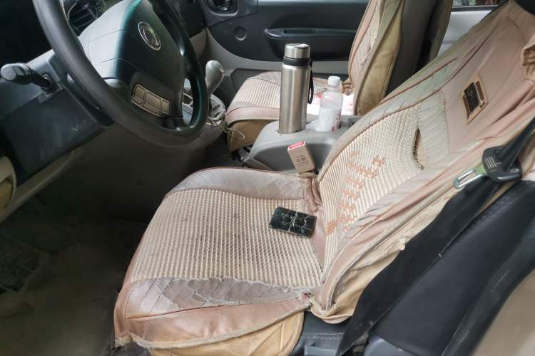 Used FORTHING Lingzhi 2016 M5 2.0L 7-seat Long-wheelbase Comfort Version Left Front Seat