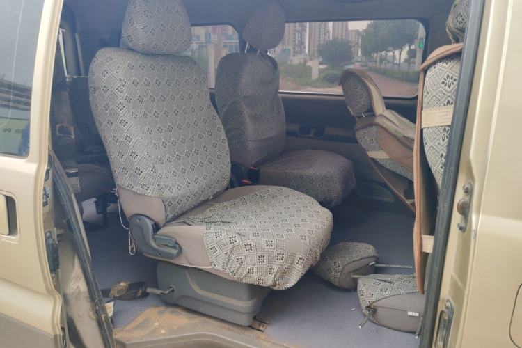 Used FORTHING Lingzhi 2016 M3L 1.6L 7-Seater Comfort Model Left Rear Seat
