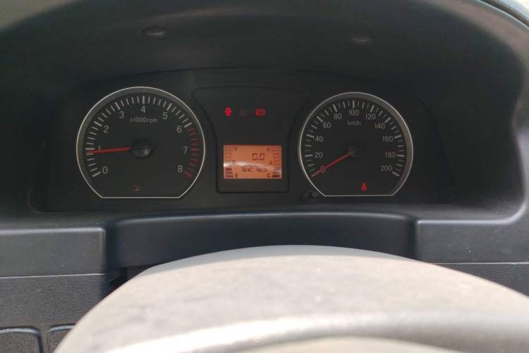 Used FORTHING Lingzhi 2016 M3 1.6L 7-Seater Standard Model China V Emission Standard Odometer Close Up