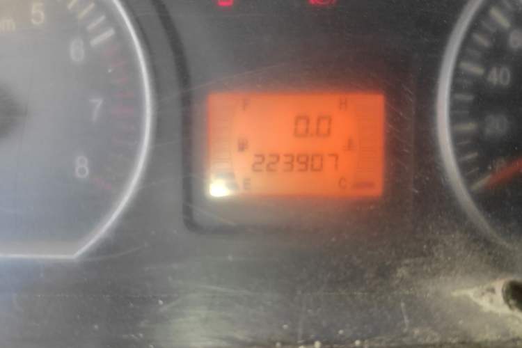 Used FORTHING Lingzhi 2016 V3 1.5L 5-Seater Special Offer Model Odometer Close Up