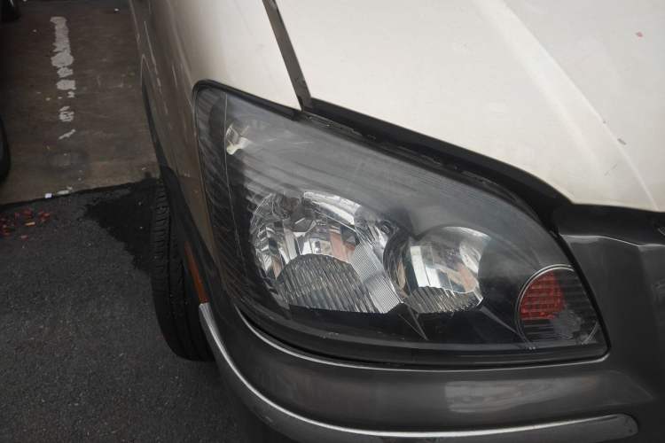 Used FORTHING Lingzhi 2016 M3L 1.6L 7-Seater Luxury Model Right Front Headlight