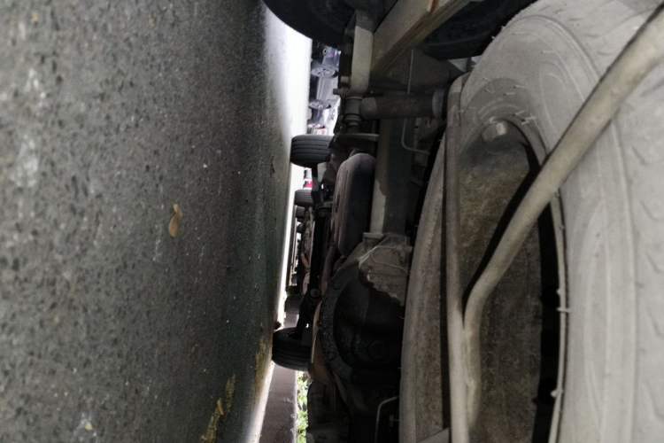 Used FORTHING Lingzhi 2016 V3 1.5L 7-Seater Standard Model China V Emission Standard Chassis Rear