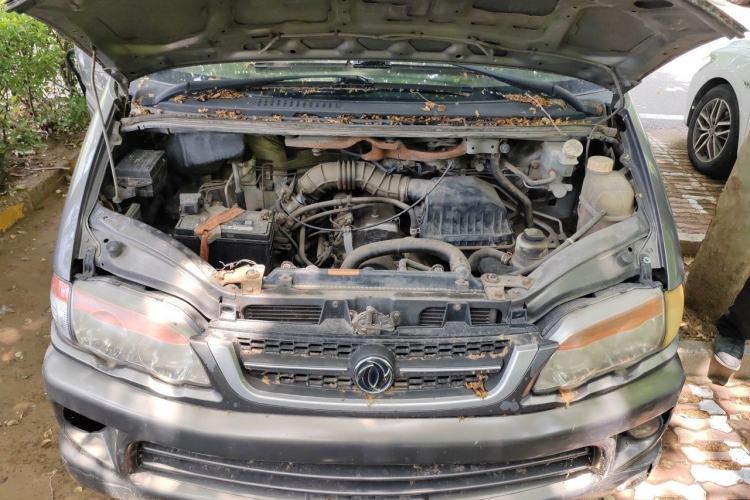 Used FORTHING Lingzhi 2016 V3 1.5L 7-Seater Standard Model China V Emission Standard Engine Bay
