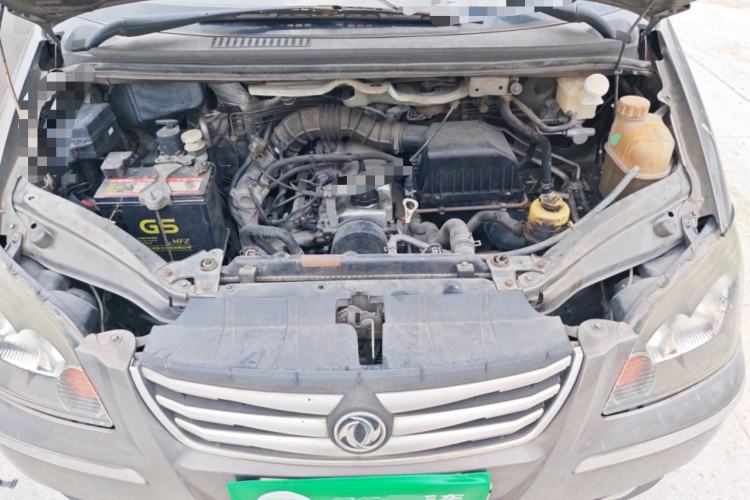 Used FORTHING Lingzhi 2016 M3L 1.6L 7-Seater Standard Model Engine Bay